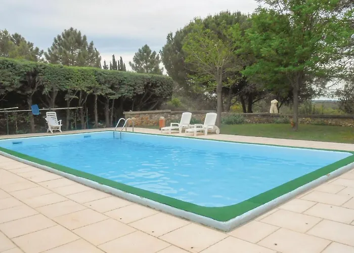 Lovely In With Wifi Holiday home Puisserguier