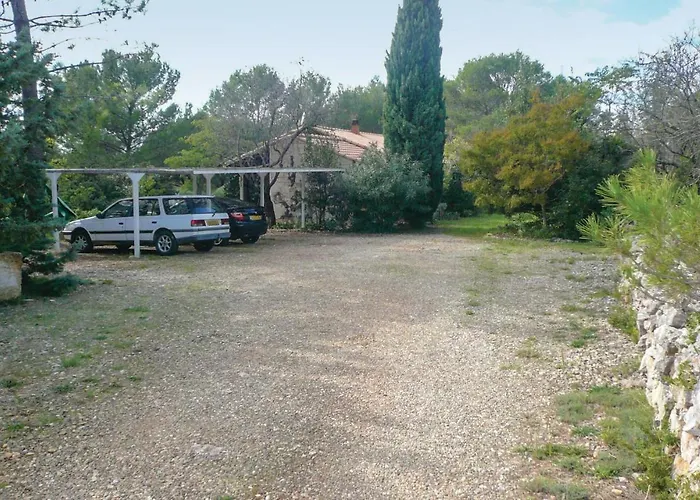 Lovely In With Wifi Holiday home *